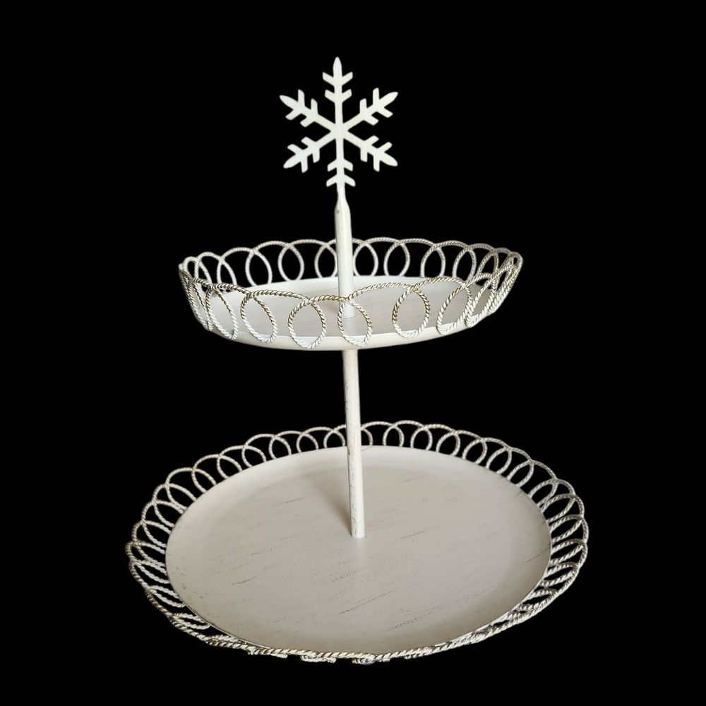 At Home America Snowflake Metalworks Two-Tier Plate Painted Metal/Wire NEW in bo
